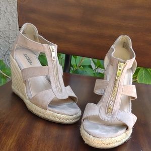 JustFab Espadrille Wedge Sandal Top Zipper  6.5